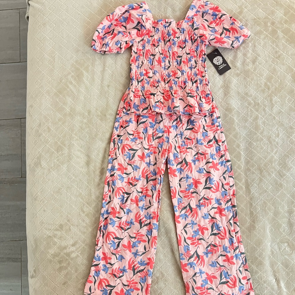 Vince Camuto Pink and Blue Floral Pajama Set